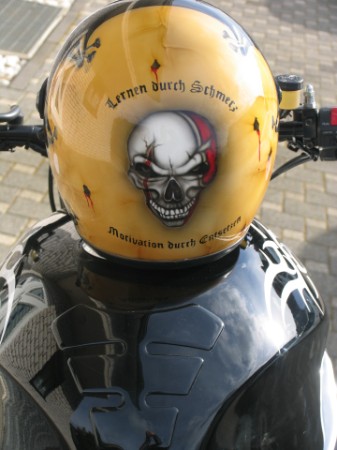 Vergaser_Cleaner-Bandit-Helm